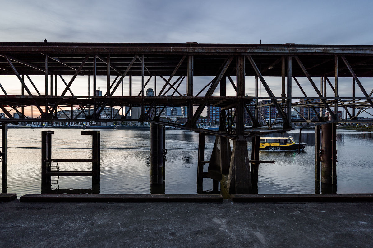 Loading... just a sec